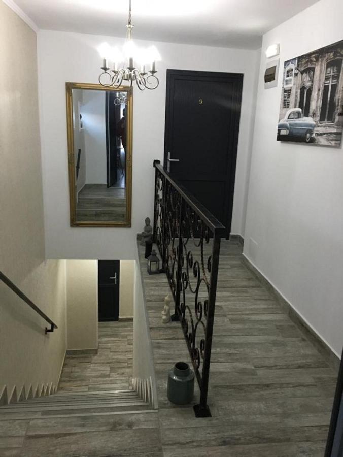 B House Rooms Jászvásár Kültér fotó