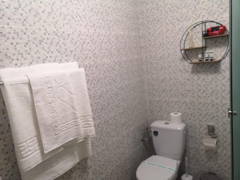 B House Rooms Jászvásár Kültér fotó
